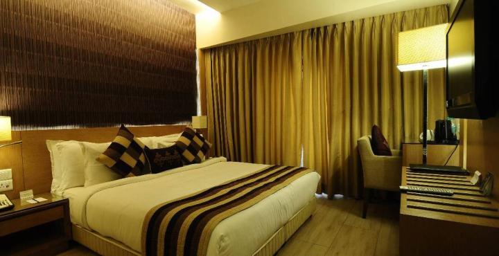 Hotel Salida Del Sol Panaji Esterno foto