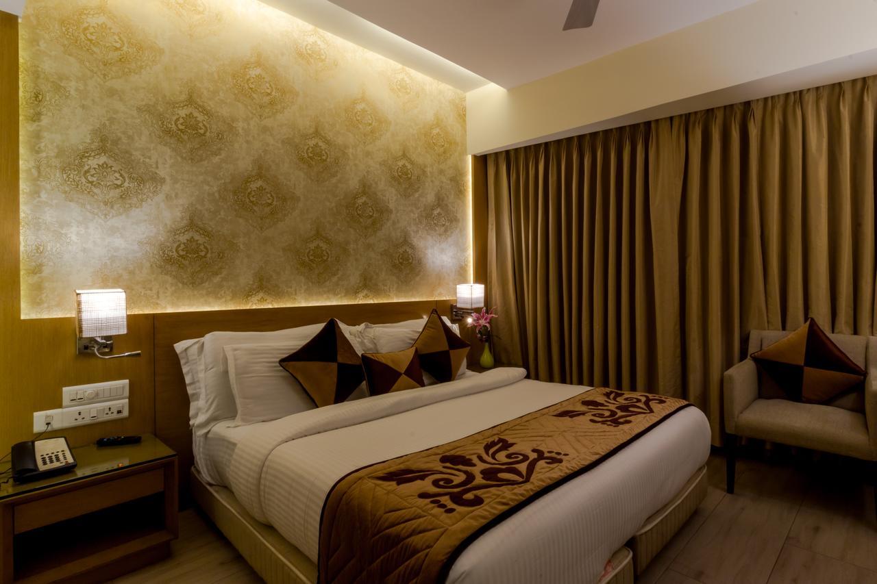 Hotel Salida Del Sol Panaji Esterno foto