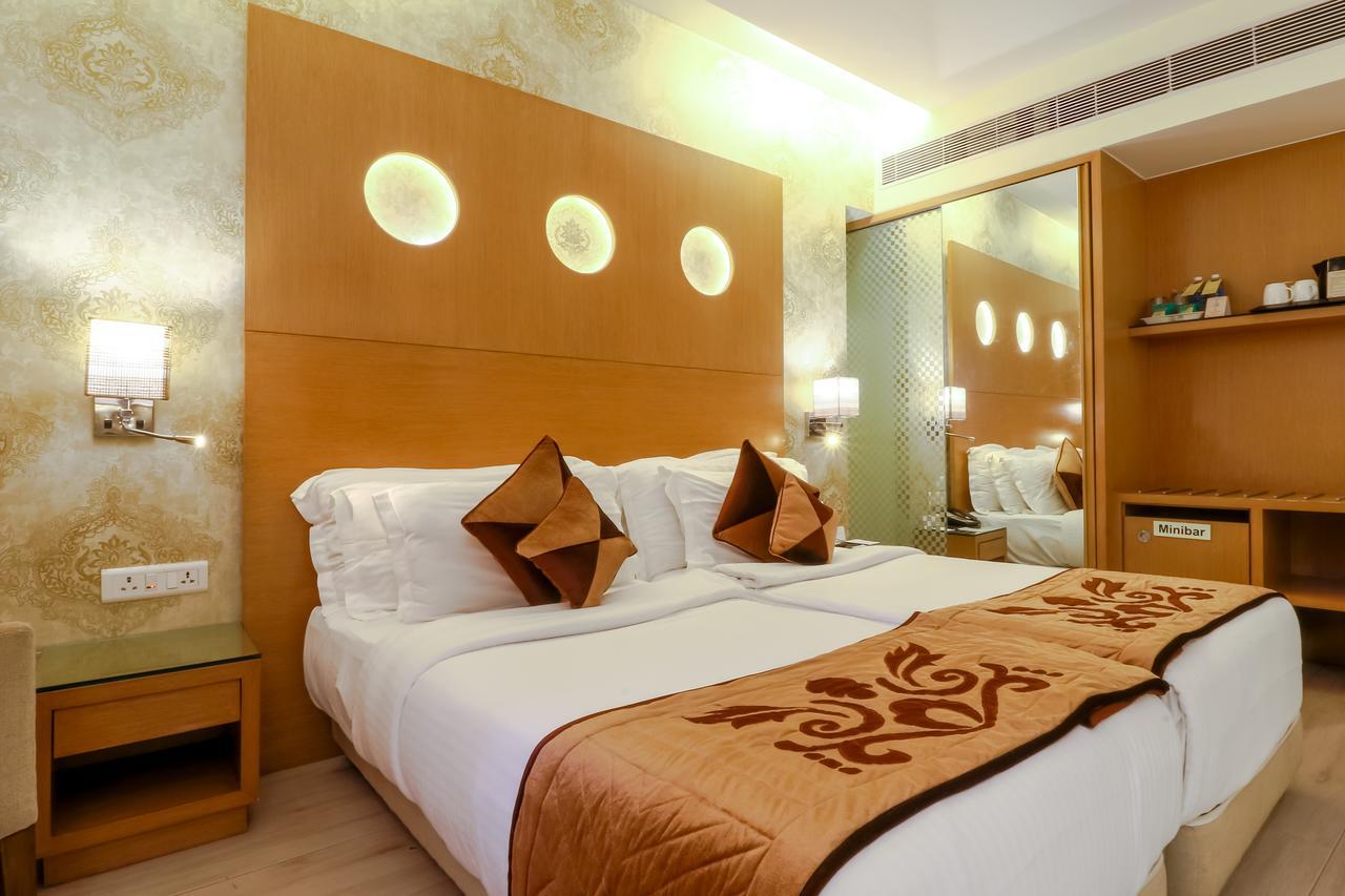 Hotel Salida Del Sol Panaji Esterno foto