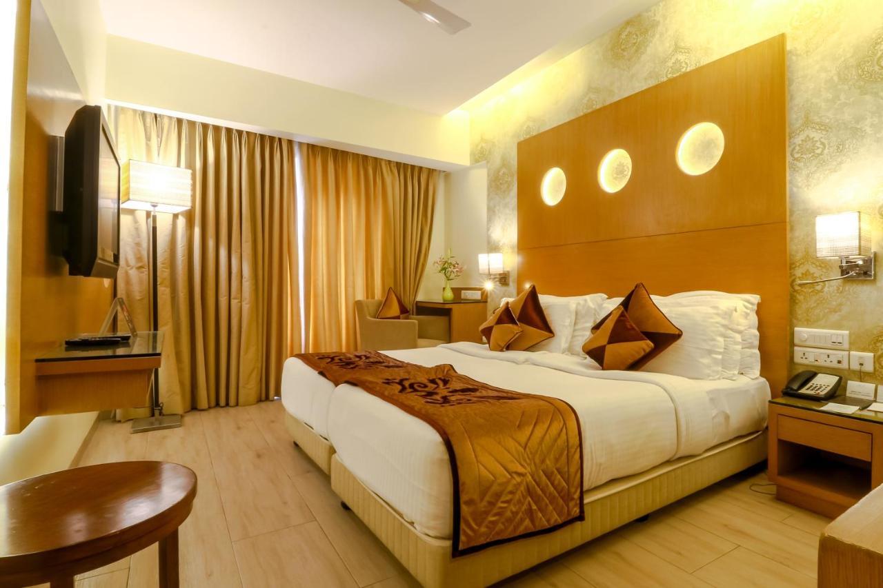 Hotel Salida Del Sol Panaji Esterno foto