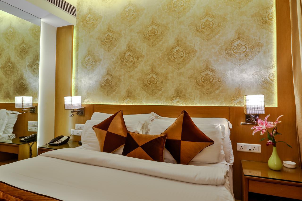 Hotel Salida Del Sol Panaji Esterno foto